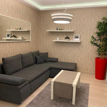 Parizsi Udvar I. Apartment デブレツェン エクステリア 写真