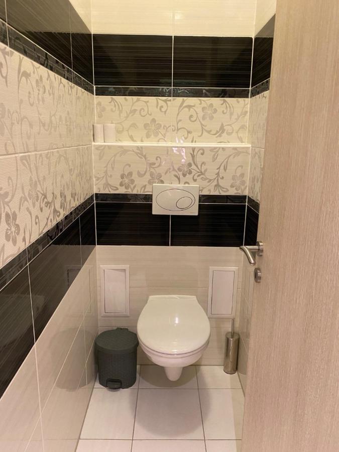 Parizsi Udvar I. Apartment デブレツェン エクステリア 写真