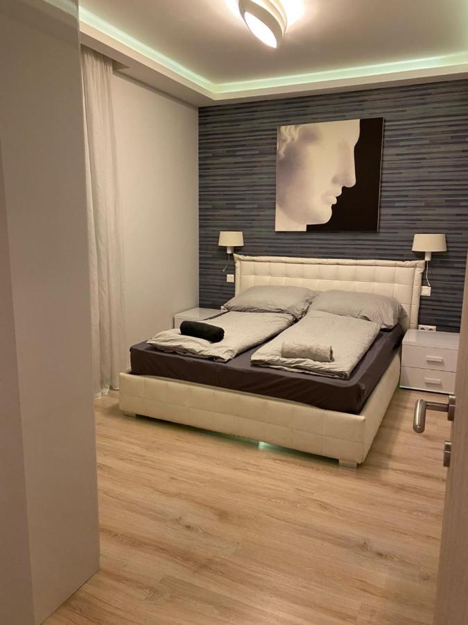 Parizsi Udvar I. Apartment デブレツェン エクステリア 写真