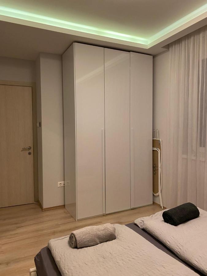 Parizsi Udvar I. Apartment デブレツェン エクステリア 写真