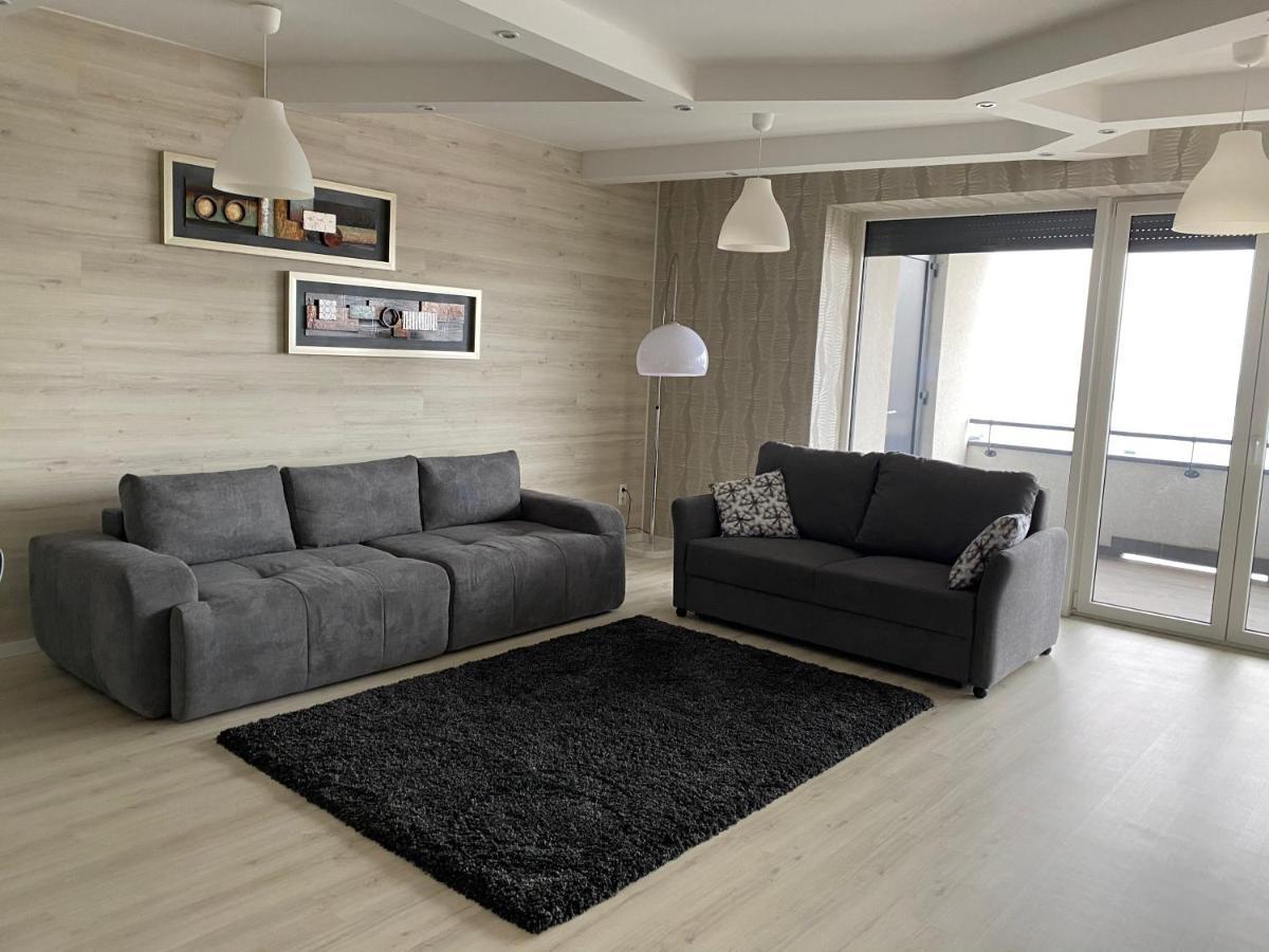 Parizsi Udvar I. Apartment デブレツェン エクステリア 写真