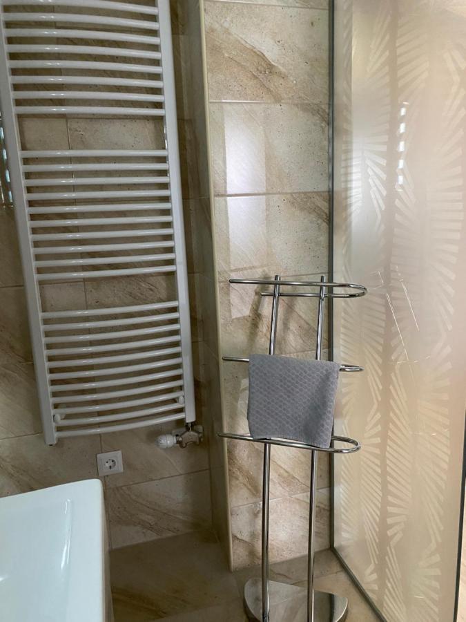 Parizsi Udvar I. Apartment デブレツェン エクステリア 写真
